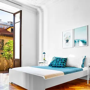 Hemeras Boutique Homes - 4 Design Homes In Center Mediolan