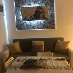 Camaldoli House Mediolan