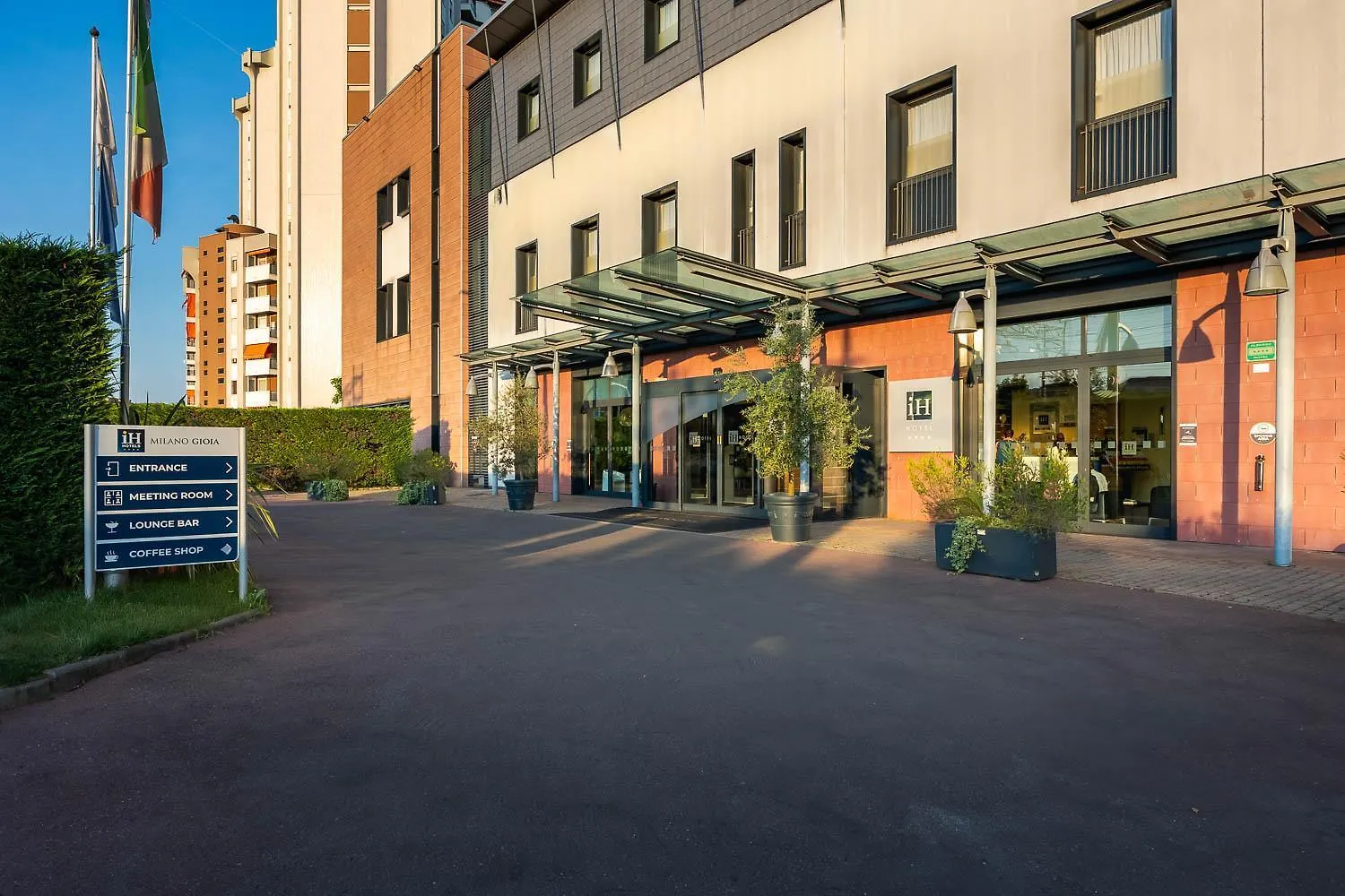 Ih Hotels Milano Gioia  Milan