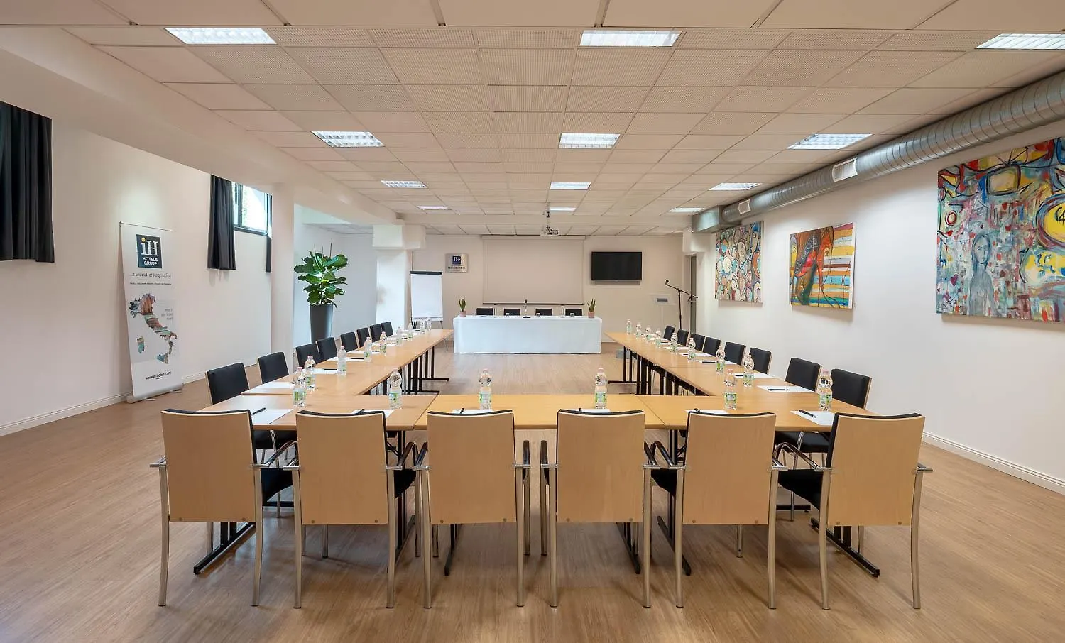 Ih Hotels Milano Gioia 4*, Milan Italy