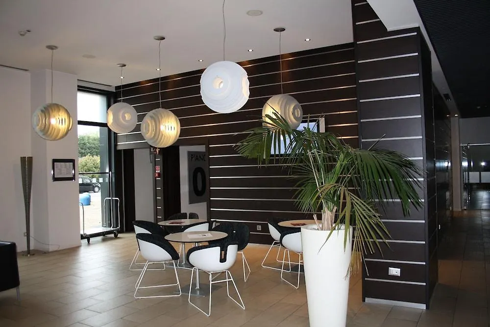 Ih Hotels Milano Gioia 4*, Milan Italy