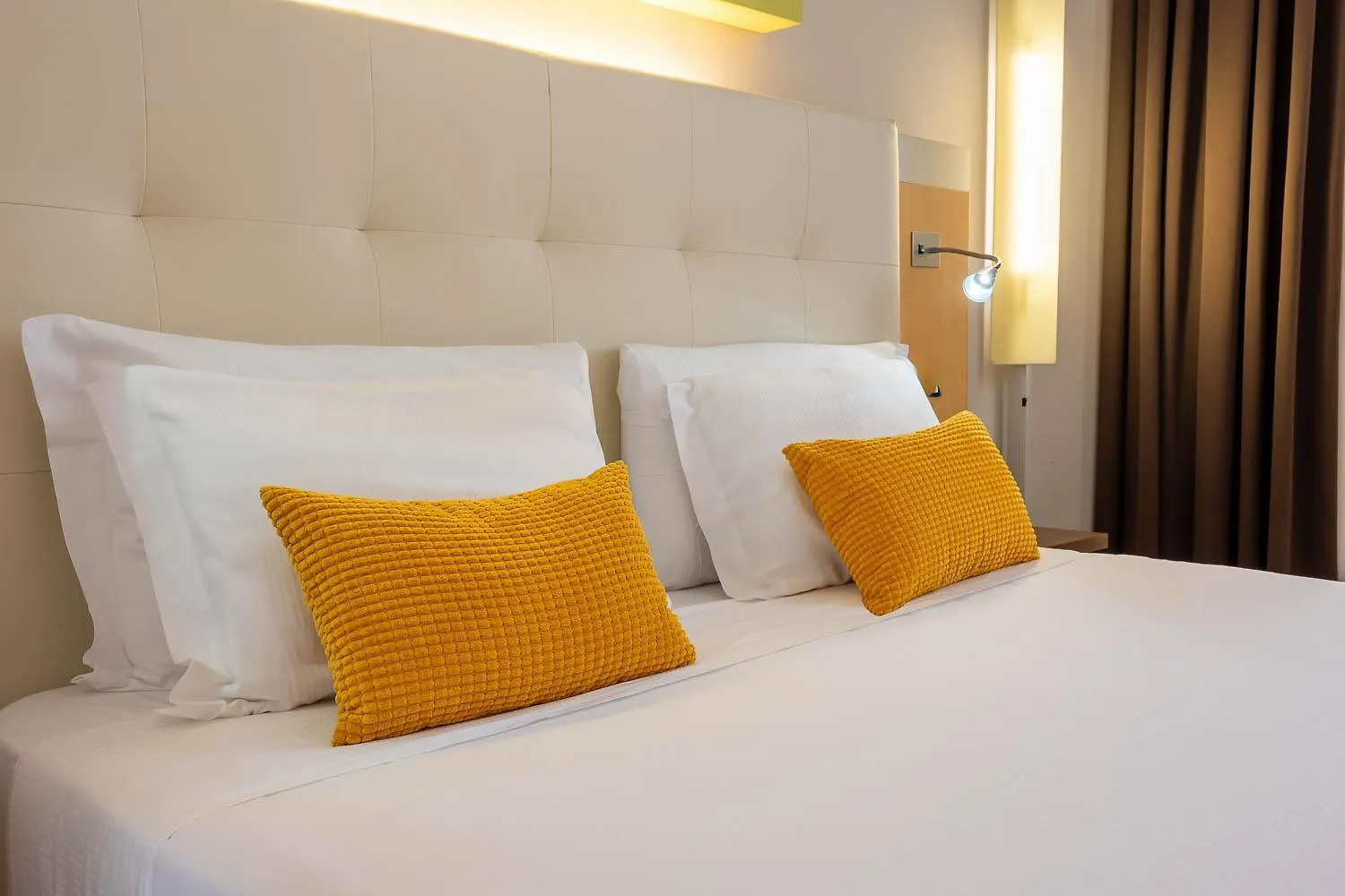 Ih Hotels Milano Gioia 4*, Milan